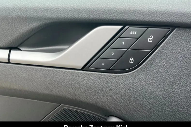 Porsche 992 din 2021 cu 12.250 km - oferta POR174548 - foto 31