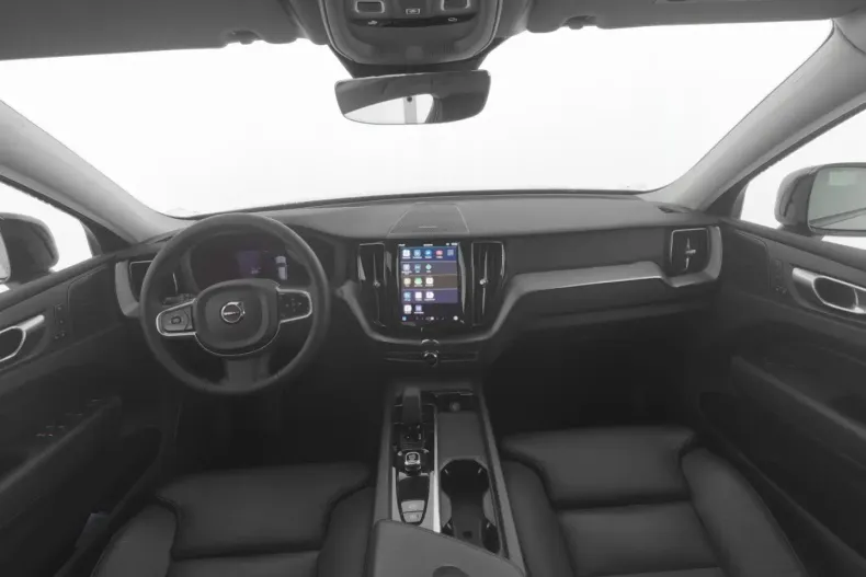 Volvo XC60 din 2023 cu 37.570 km - oferta VOL174549 - foto 3