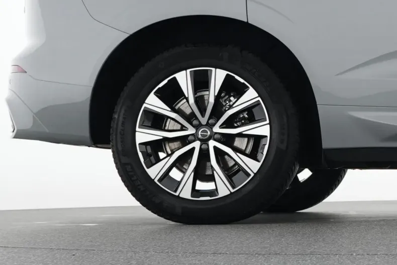 Volvo XC60 din 2023 cu 37.570 km - oferta VOL174549 - foto 23