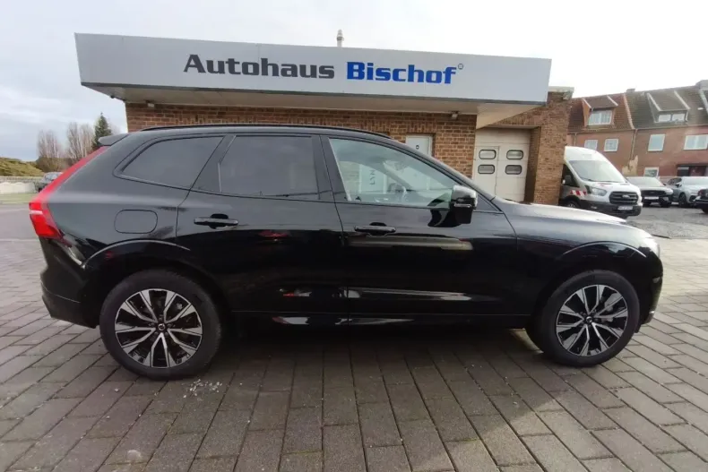 Volvo XC60 din 2023 cu 24.367 km - oferta VOL174550 - foto 8