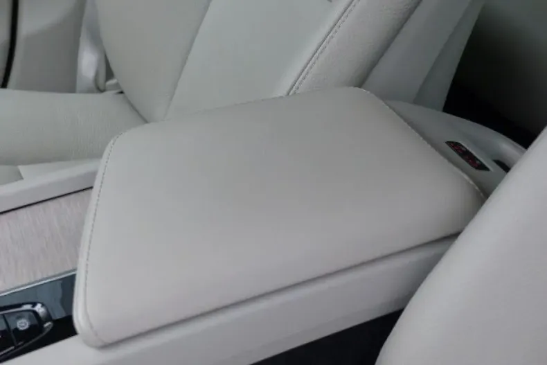 Volvo XC60 din 2023 cu 38.000 km - oferta VOL174556 - foto 14