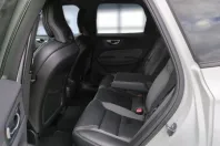 Volvo XC60 din 2022 cu 48.900 km - oferta VOL174557 - foto 15