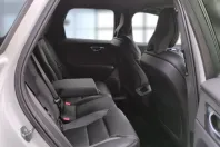 Volvo XC60 din 2022 cu 48.900 km - oferta VOL174557 - foto 18