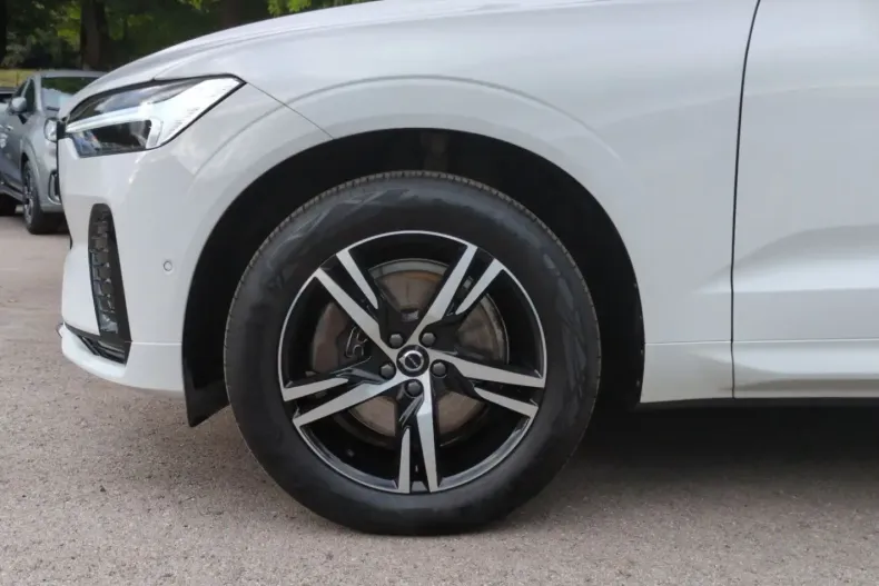 Volvo XC60 din 2022 cu 48.900 km - oferta VOL174557 - foto 20