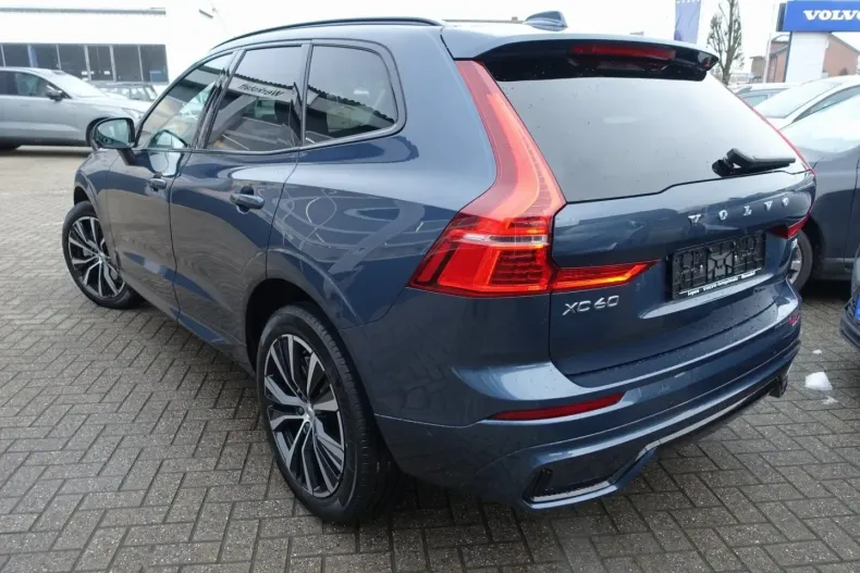 Volvo XC60 din 2022 cu 25.340 km - oferta VOL174559 - foto 4
