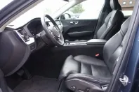 Volvo XC60 din 2022 cu 25.340 km - oferta VOL174559 - foto 9