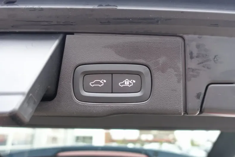 Volvo XC60 din 2022 cu 25.340 km - oferta VOL174559 - foto 23