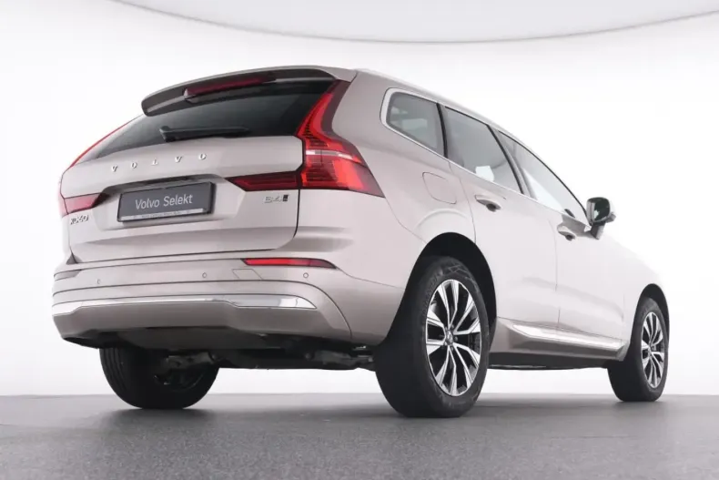 Volvo XC60 din 2023 cu 58.140 km - oferta VOL174561 - foto 7