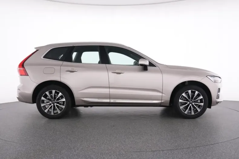 Volvo XC60 din 2023 cu 58.140 km - oferta VOL174561 - foto 11