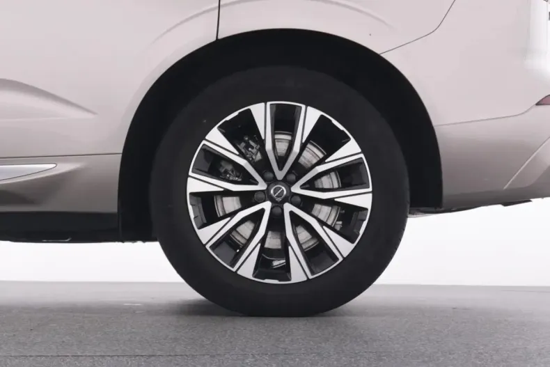 Volvo XC60 din 2023 cu 58.140 km - oferta VOL174561 - foto 20