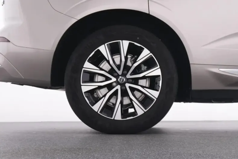 Volvo XC60 din 2023 cu 58.140 km - oferta VOL174561 - foto 22