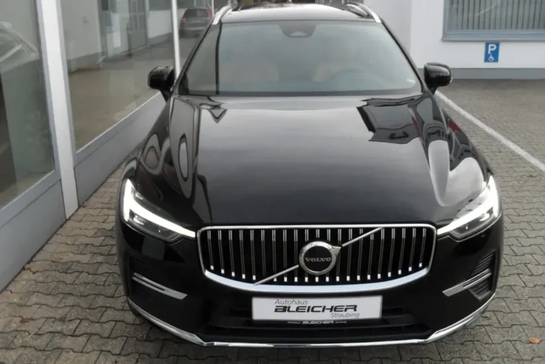 Volvo XC60 din 2022 cu 47.578 km - oferta VOL174564 - foto 4