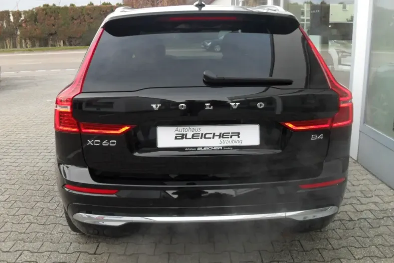 Volvo XC60 din 2022 cu 47.578 km - oferta VOL174564 - foto 9