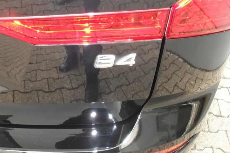 Volvo XC60 din 2022 cu 47.578 km - oferta VOL174564 - foto 13