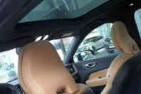 Volvo XC60 din 2022 cu 47.578 km - oferta VOL174564 - foto 17