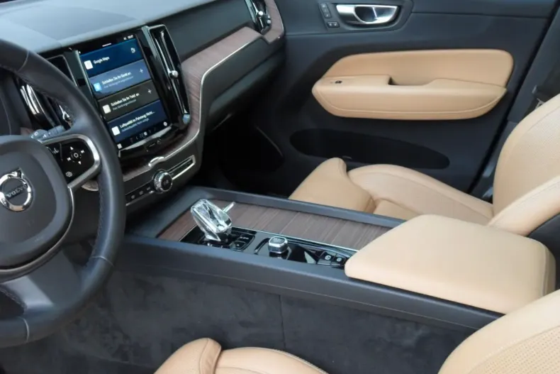 Volvo XC60 din 2022 cu 47.578 km - oferta VOL174564 - foto 21