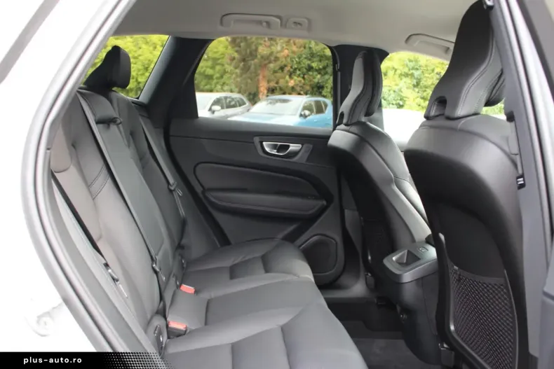 Volvo XC60 din 2023 cu 51.405 km - oferta VOL174565 - foto 8
