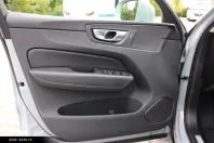 Volvo XC60 din 2023 cu 51.405 km - oferta VOL174565 - foto 12