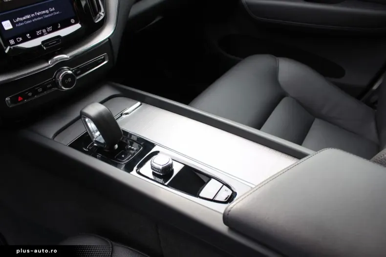Volvo XC60 din 2023 cu 51.405 km - oferta VOL174565 - foto 14