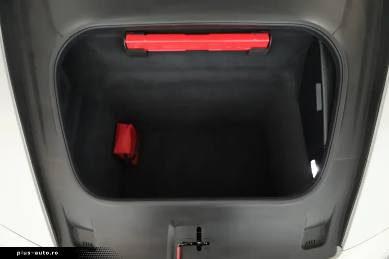 Porsche 992 din 2022 cu 38.000 km - oferta POR174566 - foto 8