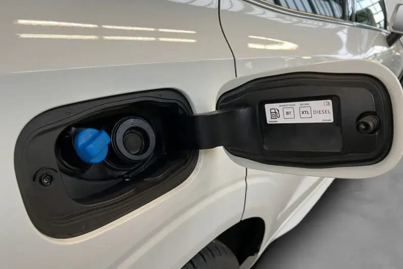 Volvo XC60 din 2022 cu 33.525 km - oferta VOL174568 - foto 29