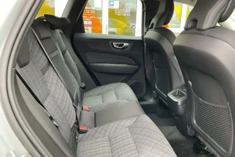 Volvo XC60 din 2023 cu 23.500 km - oferta VOL174572 - foto 17