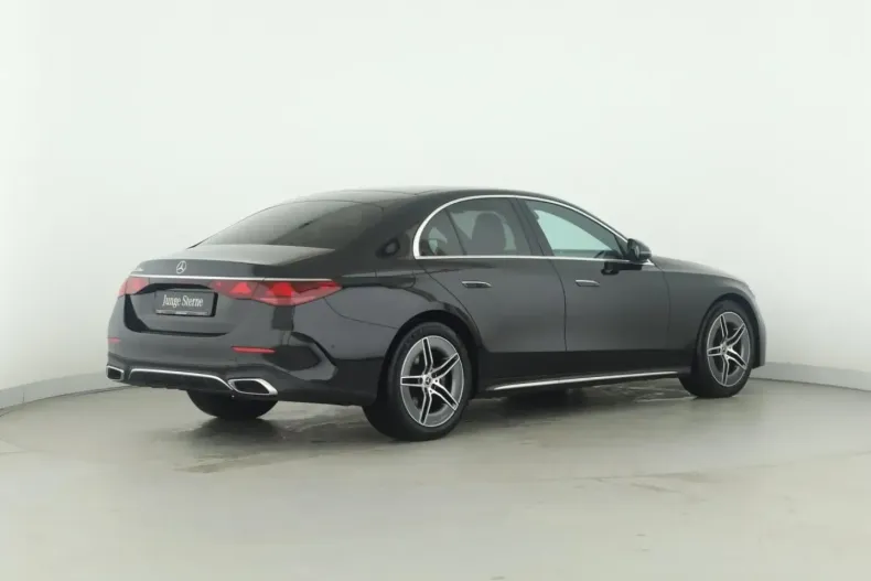 Mercedes-Benz E 220 din 2025 cu 12.393 km - oferta MER174574 - foto 6