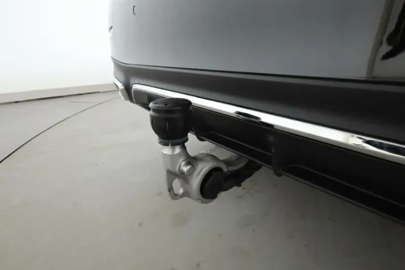 Mercedes-Benz E 220 din 2025 cu 12.393 km - oferta MER174574 - foto 26