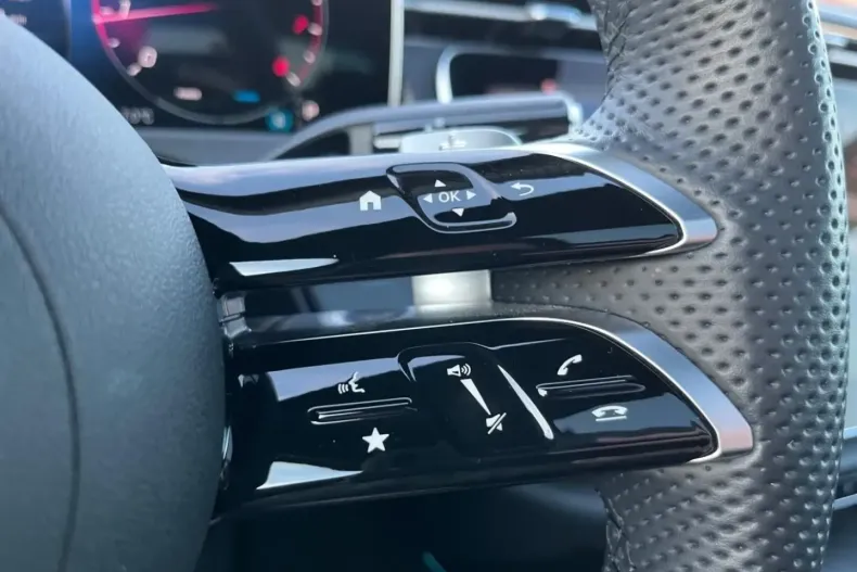 Mercedes-Benz E 200 din 2025 cu 13.638 km - oferta MER174579 - foto 20