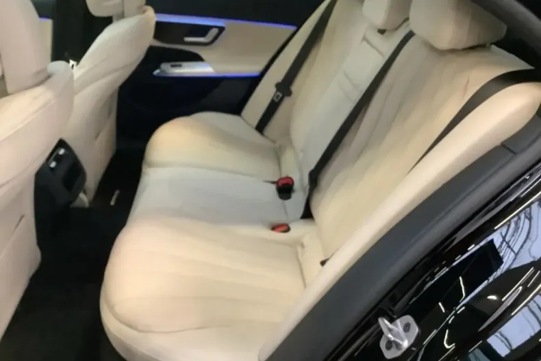 Mercedes-Benz E 200 din 2025 cu 19.900 km - oferta MER174581 - foto 15