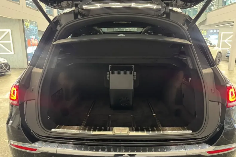 Mercedes-Benz GLS 600 din 2024 cu 23.100 km - oferta MER174584 - foto 17