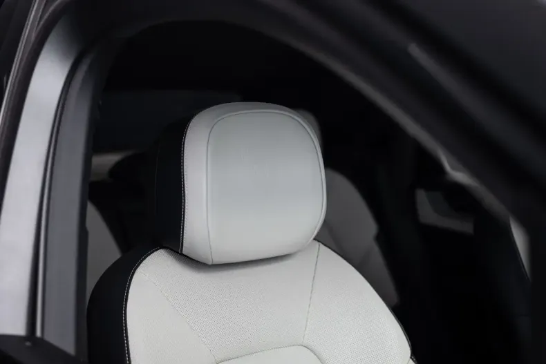 Porsche Cayenne din 2024 cu 29.318 km - oferta POR174585 - foto 25