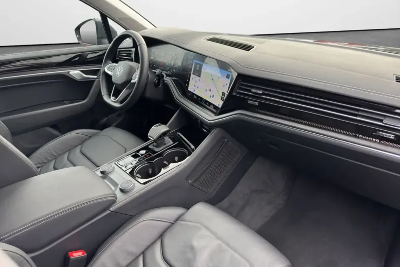 Volkswagen Touareg din 2025 cu 27.712 km - oferta VOL174594 - foto 11