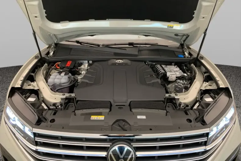 Volkswagen Touareg din 2025 cu 26.800 km - oferta VOL174595 - foto 15