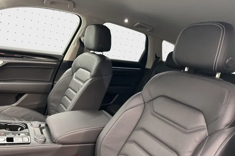 Volkswagen Touareg din 2025 cu 14.603 km - oferta VOL174597 - foto 10