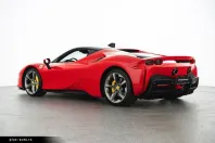 Ferrari SF90 din 2023 cu 2.933 km - oferta FER174599 - foto 7