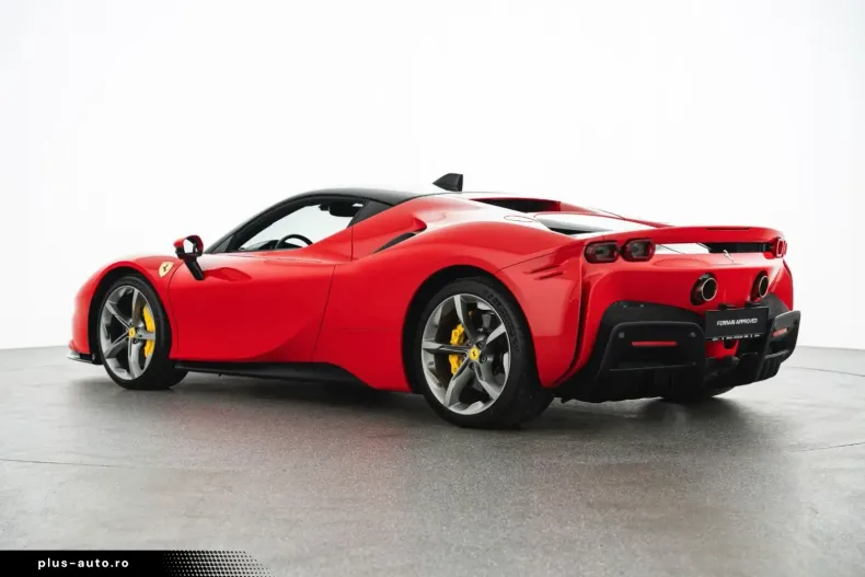 Ferrari SF90 din 2023 cu 2.933 km - oferta FER174599 - foto 7