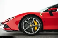Ferrari SF90 din 2023 cu 2.933 km - oferta FER174599 - foto 9