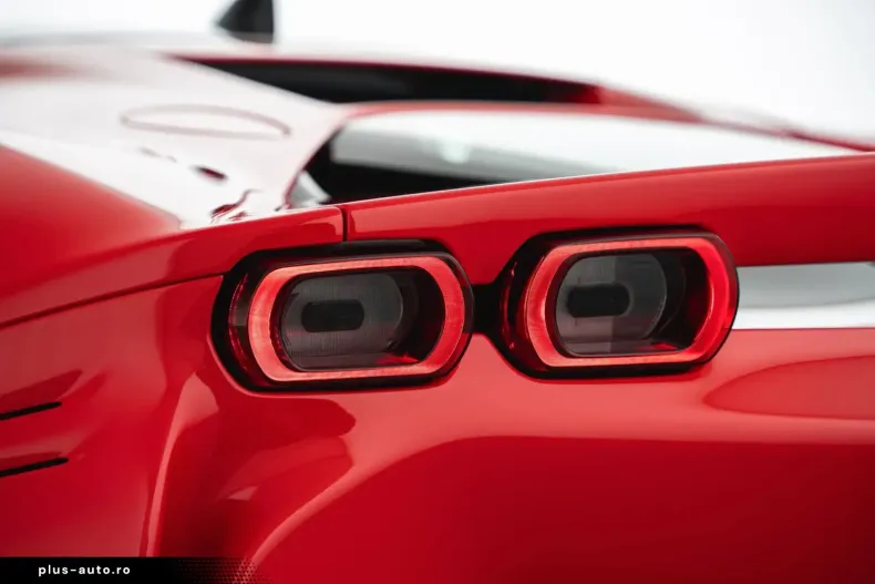 Ferrari SF90 din 2023 cu 2.933 km - oferta FER174599 - foto 24