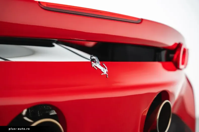 Ferrari SF90 din 2023 cu 2.933 km - oferta FER174599 - foto 41