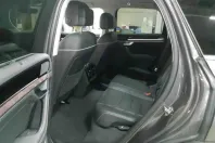 Volkswagen Touareg din 2024 cu 46.170 km - oferta VOL174601 - foto 8