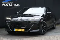 BMW 750 din 2023 cu 118.657 km - oferta BMW174602 - foto 1