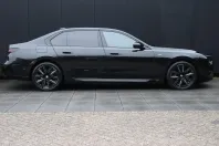 BMW 750 din 2023 cu 118.657 km - oferta BMW174602 - foto 4