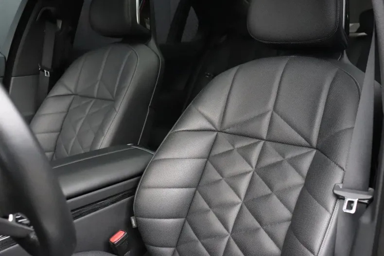 BMW 750 din 2023 cu 118.657 km - oferta BMW174602 - foto 6