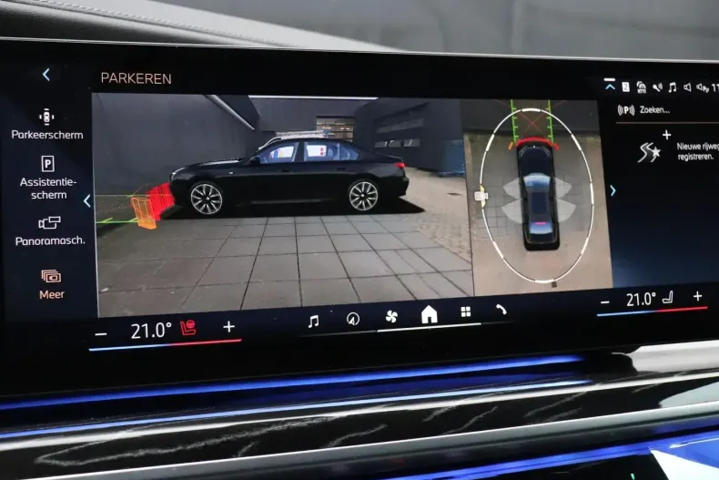 BMW 750 din 2023 cu 118.657 km - oferta BMW174602 - foto 11