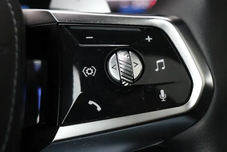 BMW 750 din 2023 cu 118.657 km - oferta BMW174602 - foto 27