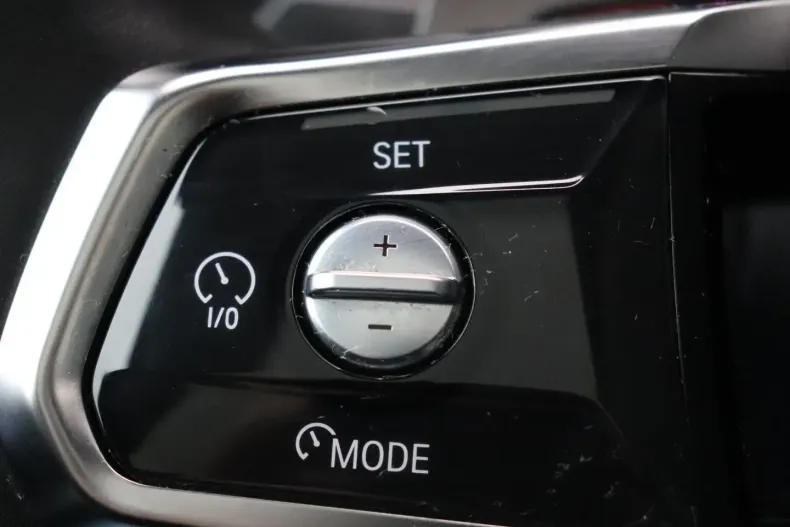 BMW 750 din 2023 cu 118.657 km - oferta BMW174602 - foto 30