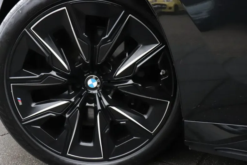 BMW 750 din 2023 cu 118.657 km - oferta BMW174602 - foto 39