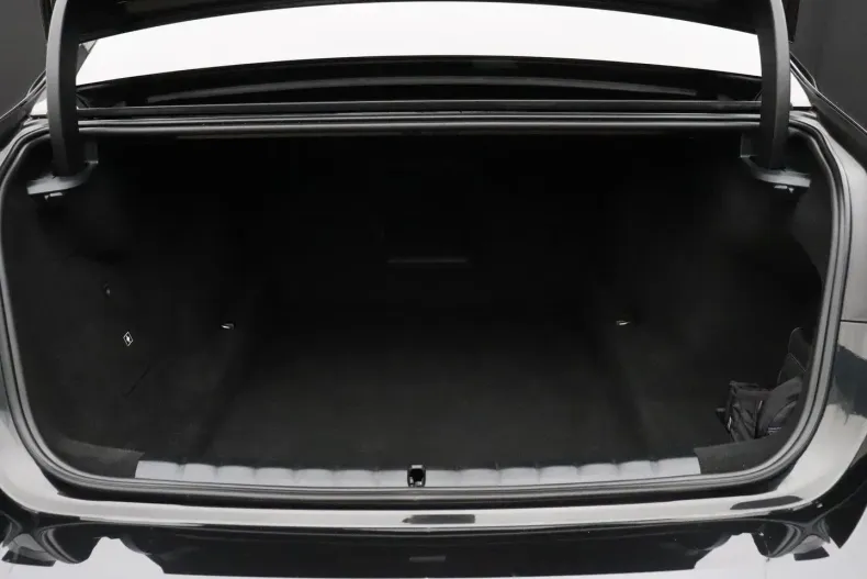 BMW 750 din 2023 cu 118.657 km - oferta BMW174602 - foto 46