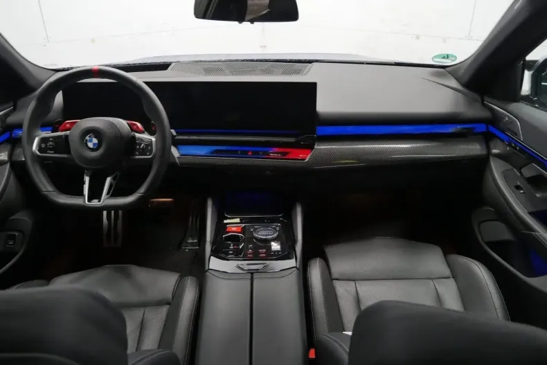 BMW M5 din 2024 cu 4.200 km - oferta BMW174603 - foto 2